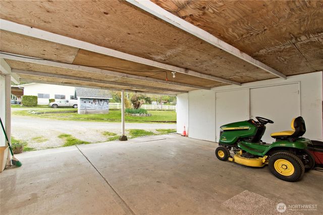 26904 SE 400th Street, Enumclaw, WA 98022