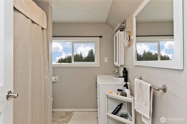 26904 SE 400th Street, Enumclaw, WA 98022