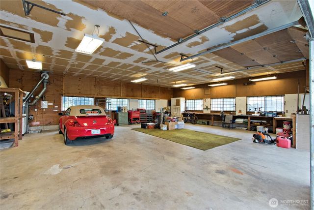 26904 SE 400th Street, Enumclaw, WA 98022