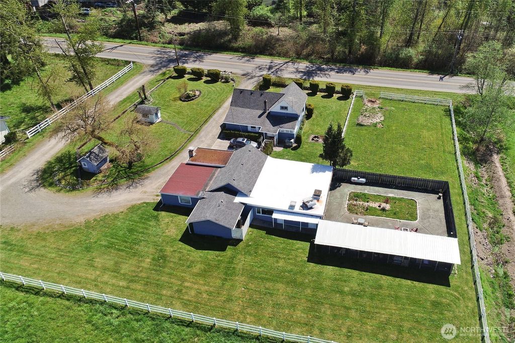 26904 SE 400th Street, Enumclaw, WA 98022