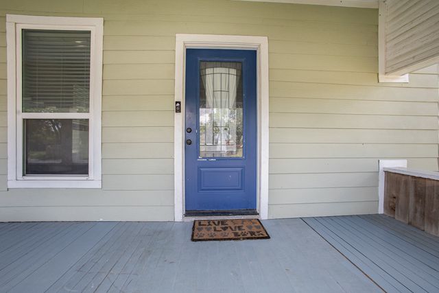 301 Sycamore Street, Bardwell, TX 75101