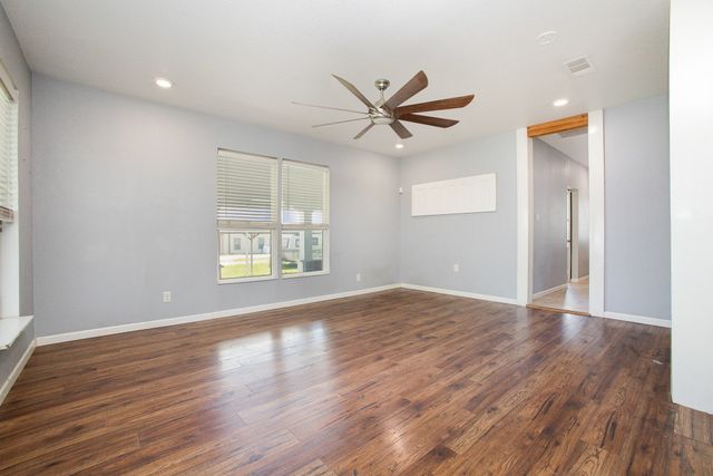 301 Sycamore Street, Bardwell, TX 75101