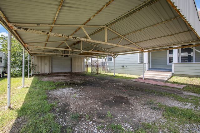 301 Sycamore Street, Bardwell, TX 75101