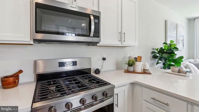 278 HERMOSA DR, Egg Harbor Township, NJ 08234
