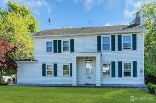 124 Higgins Road, Old Bridge, NJ 07747