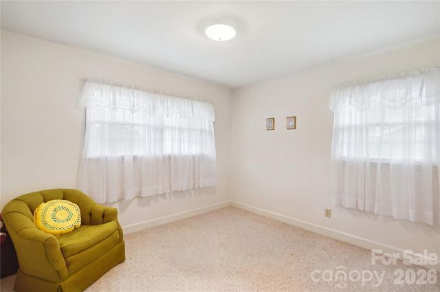 1745 Northbrook Drive, Charlotte, NC 28216