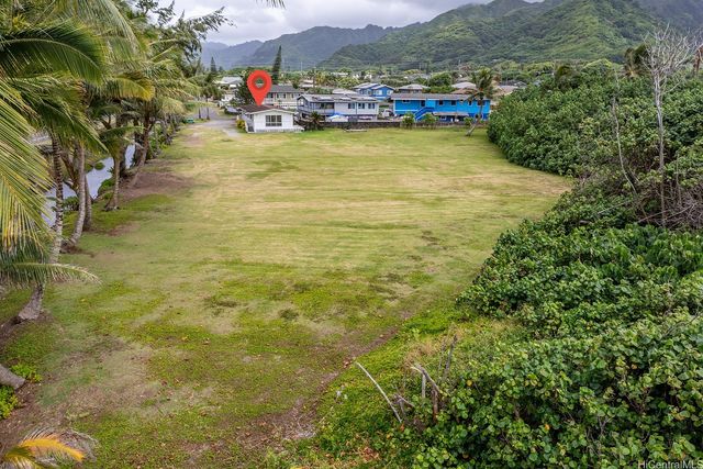 54-011 Waikulama Street, Hauula, HI 96717