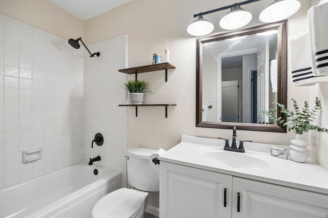 4232 Staghorn Circle N, Fort Worth, TX 76137