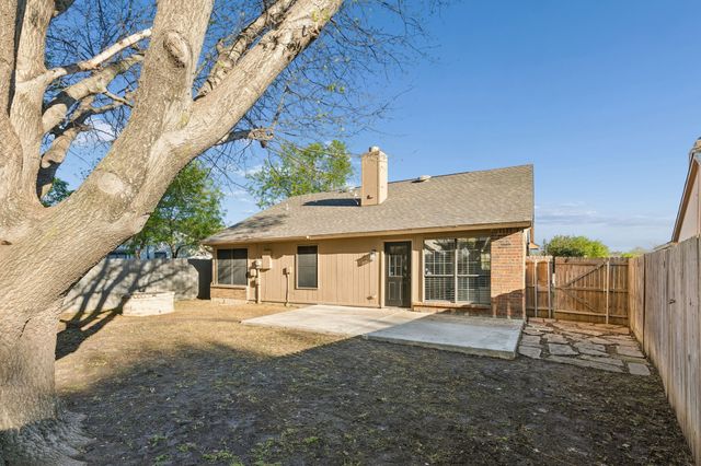 4232 Staghorn Circle N, Fort Worth, TX 76137