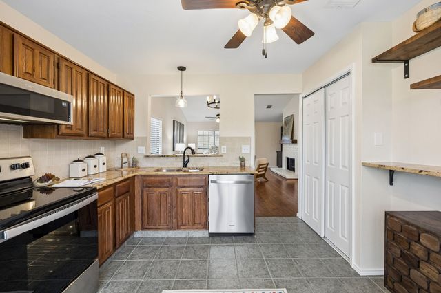 4232 Staghorn Circle N, Fort Worth, TX 76137