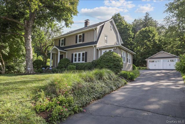 13 Washburn Road, Mount Kisco, NY 10549