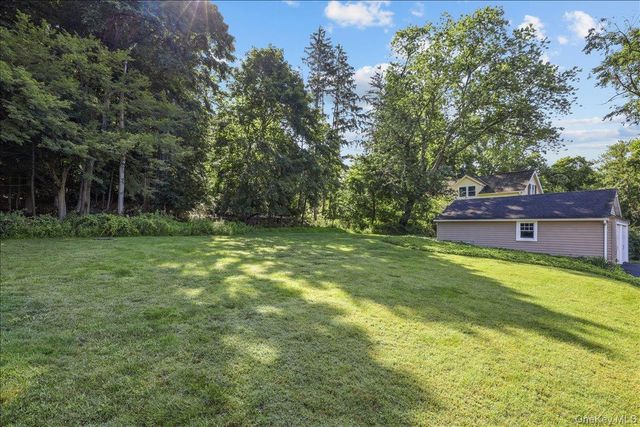 13 Washburn Road, Mount Kisco, NY 10549