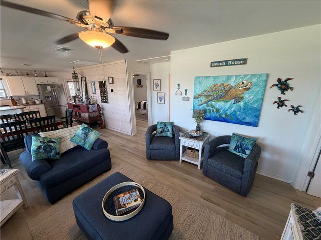 980 S Stingaree Drive, Crystal Beach, TX 77650