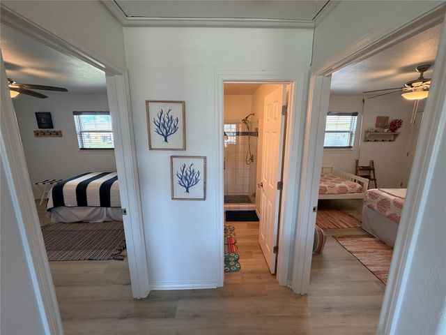980 S Stingaree Drive, Crystal Beach, TX 77650