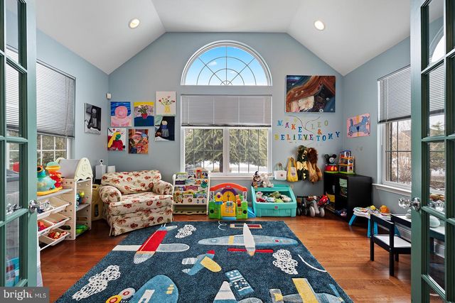 15 RODEO, Jackson, NJ 08527