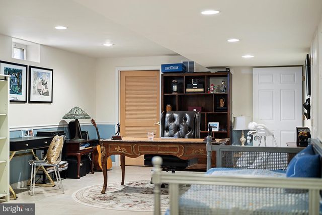 15 RODEO, Jackson, NJ 08527
