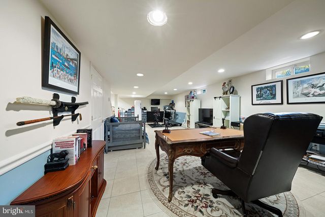 15 RODEO, Jackson, NJ 08527