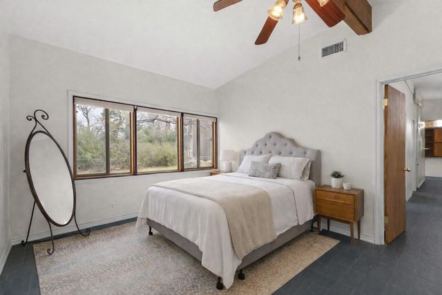 1215 Orr Street, College Station, TX 77840