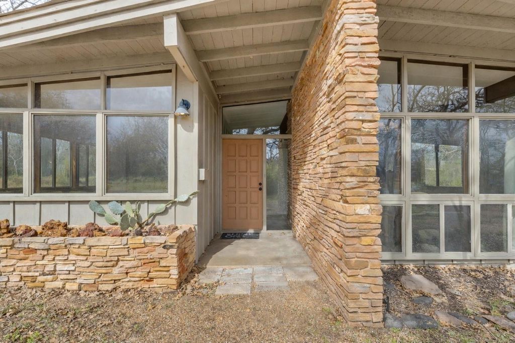 1215 Orr Street, College Station, TX 77840