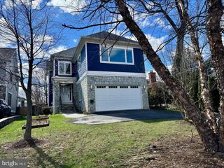 605-B LINCOLN AVE, Falls Church, VA 22046