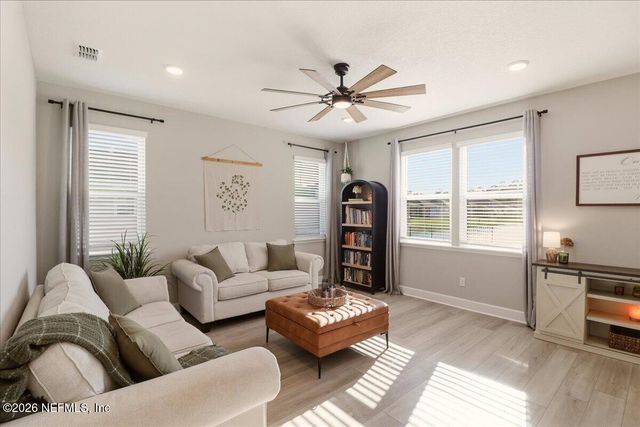 599 LIGHTSEY XING Lane, St. Augustine, FL 32084