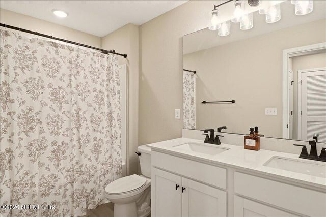 599 LIGHTSEY XING Lane, St. Augustine, FL 32084