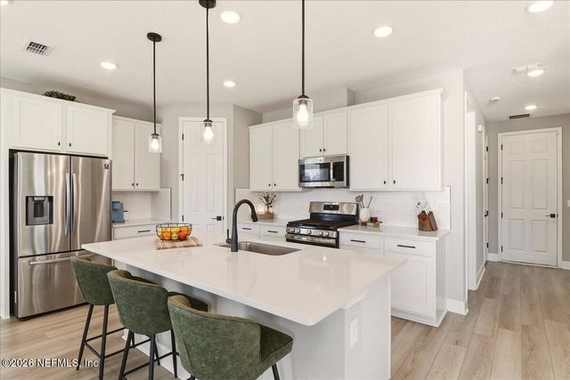 599 LIGHTSEY XING Lane, St. Augustine, FL 32084