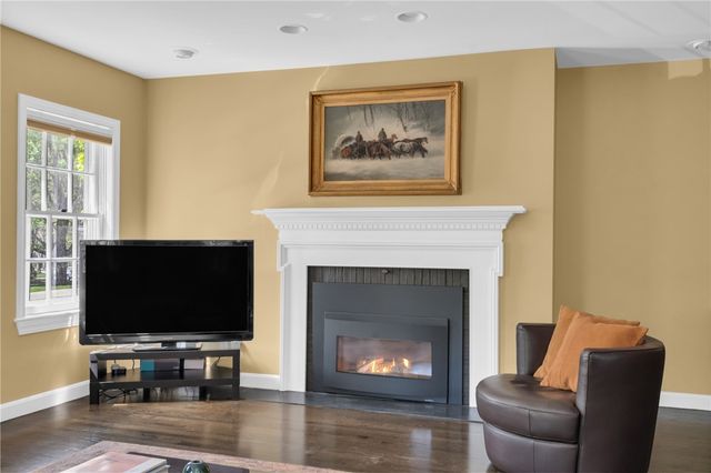 201 North Main Street, Providence, RI 02906