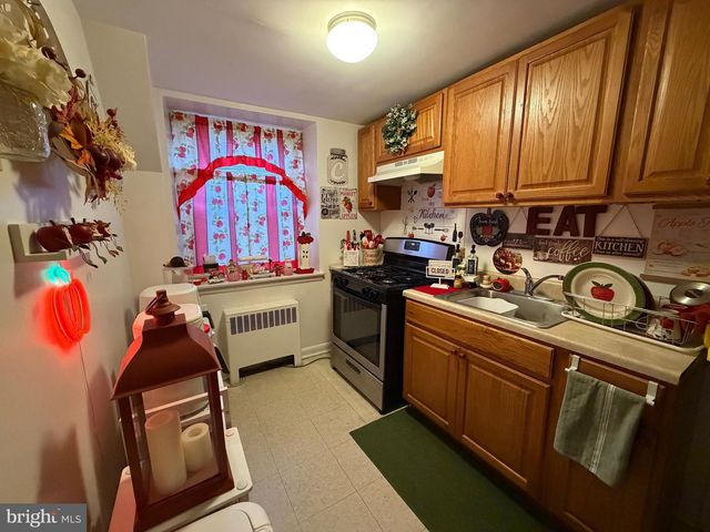 2938 DEVEREAUX AVE, Philadelphia, PA 19149