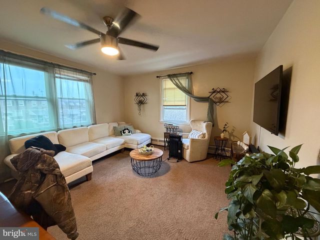 2938 DEVEREAUX AVE, Philadelphia, PA 19149