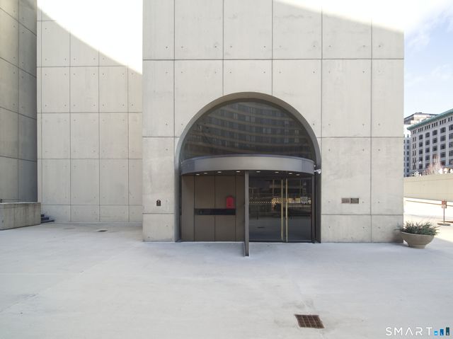 1 Gold Street APT 3F, Hartford, CT 06103