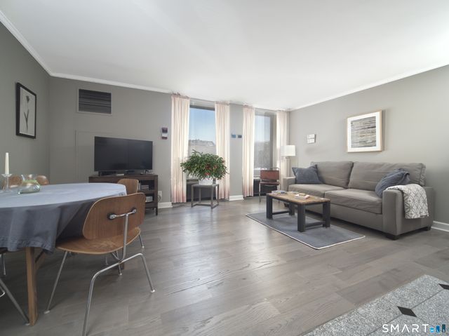 1 Gold Street APT 3F, Hartford, CT 06103