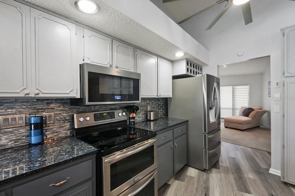 Image 12 of property listing at 7 FOLCROFT LANE, Palm Coast, FL 32137