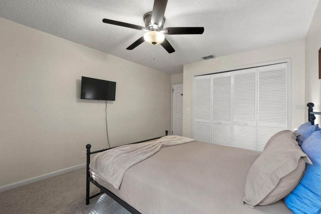 Image 17 of property listing at 7 FOLCROFT LANE, Palm Coast, FL 32137