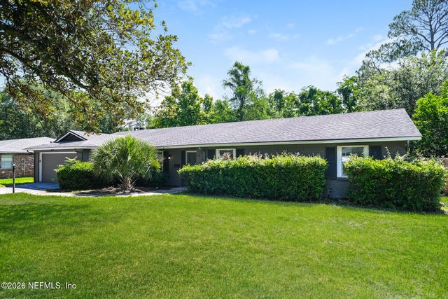 1141 ALDERMAN Road E, Jacksonville, FL 32211