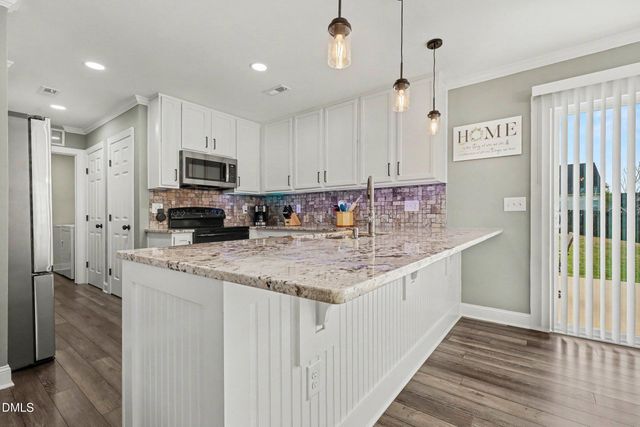 925 Ribbonleaf Lane, Fuquay Varina, NC 27526