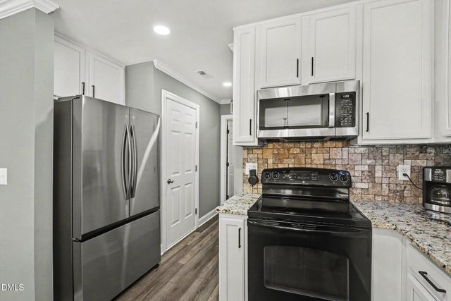 925 Ribbonleaf Lane, Fuquay Varina, NC 27526