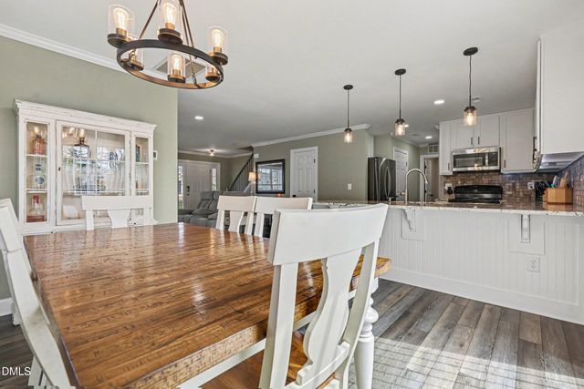 925 Ribbonleaf Lane, Fuquay Varina, NC 27526