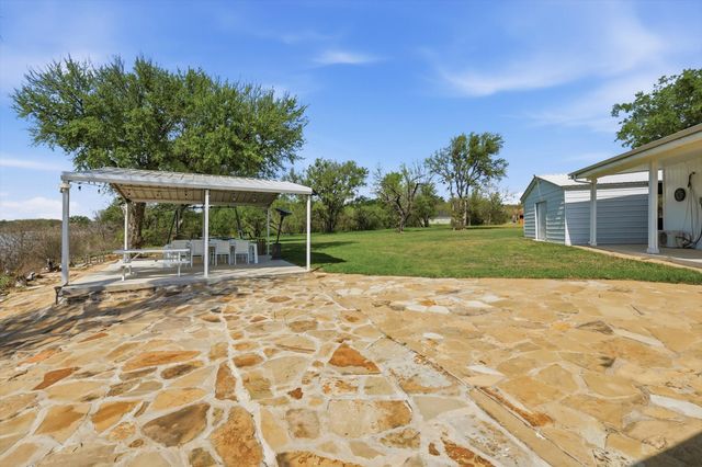732 Blue Fathom Drive, Runaway Bay, TX 76426