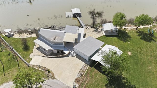 732 Blue Fathom Drive, Runaway Bay, TX 76426