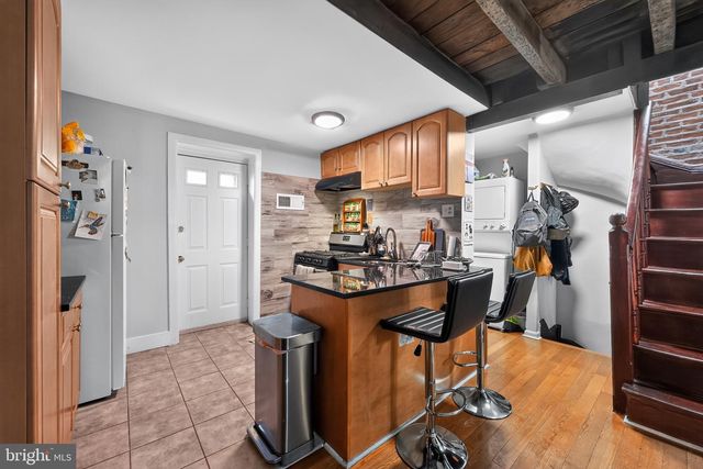 433 POPLAR ST, Philadelphia, PA 19123