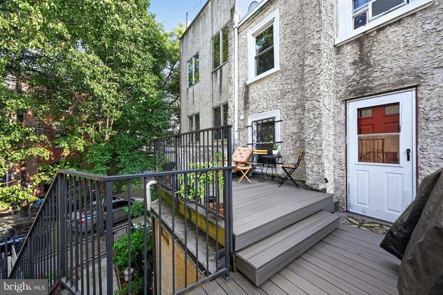 433 POPLAR ST, Philadelphia, PA 19123