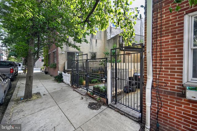 433 POPLAR ST, Philadelphia, PA 19123
