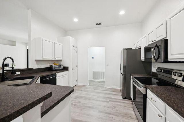 5891 SW 98TH PLACE, Ocala, FL 34476