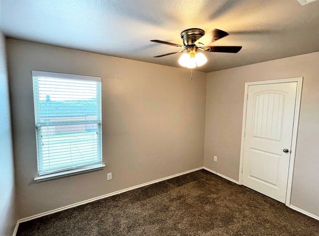 208 Dye Drive, Royse City, TX 75189