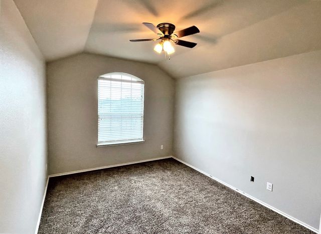 208 Dye Drive, Royse City, TX 75189
