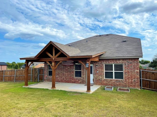 208 Dye Drive, Royse City, TX 75189