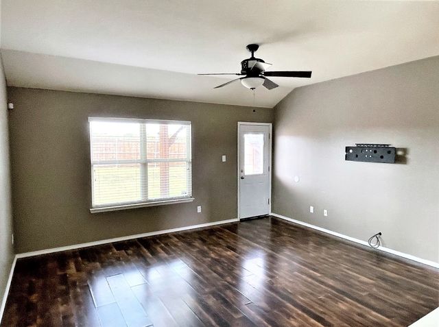 208 Dye Drive, Royse City, TX 75189