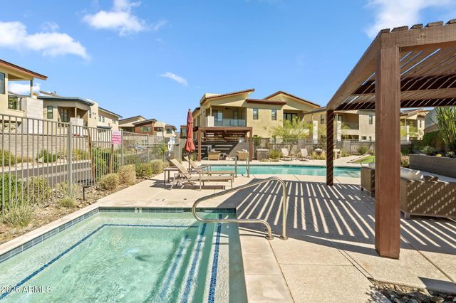 1 Easy Street Unit 11, Carefree, AZ 85377