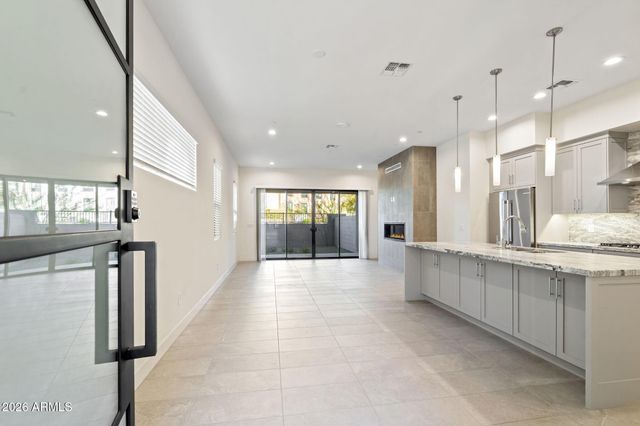 1 Easy Street Unit 11, Carefree, AZ 85377